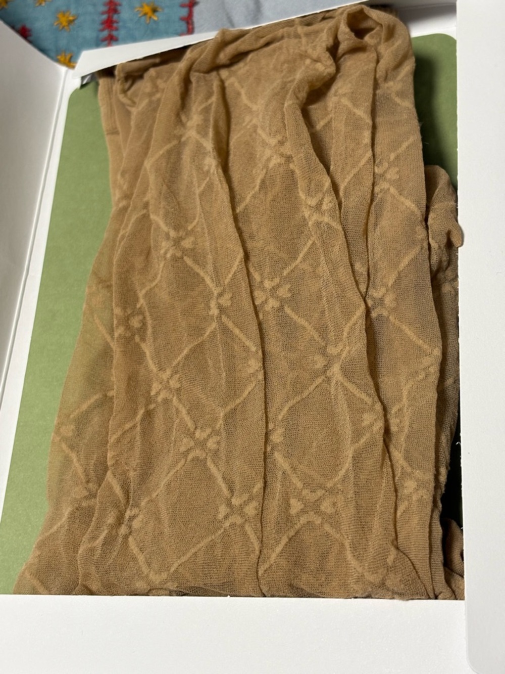 ♥️MOVING SALE! 
💕Wolford Sheer Tights w/ Hearts 💕 - Picture 3 of 6